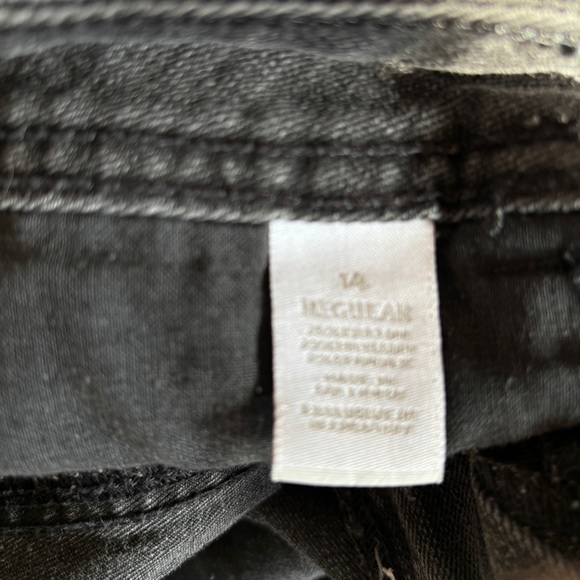 Macy’s Charter Club Straight Leg Dark Blue Jeans - Size 14 - Picture 7 of 11